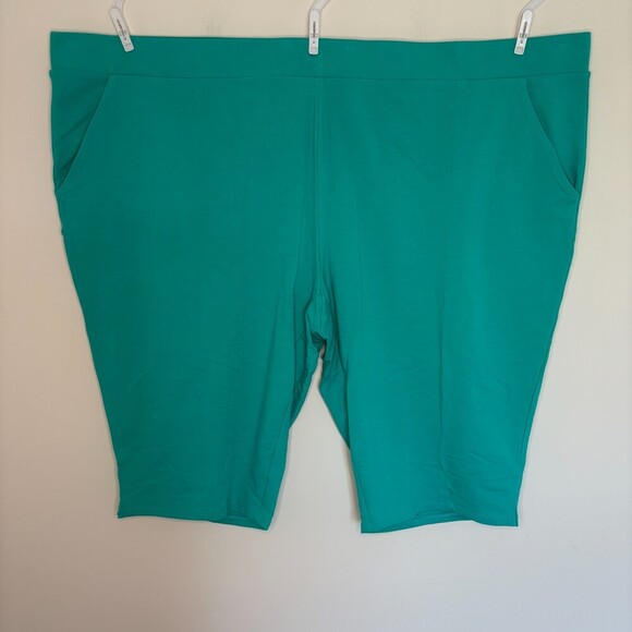 Belle by Kim Gravel Pants - Belle Beach by Kim Gravel NEW French Terry Pull On Shorts Womens 5X Blue